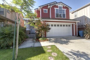 1702 Loveland Ct in Santa Clara, CA - Building Photo