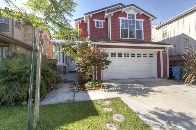 property at 1702 Loveland Ct