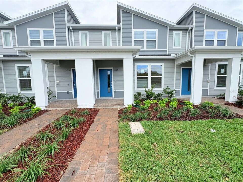 11224 Blue Bay Dr in Orlando, FL - Building Photo
