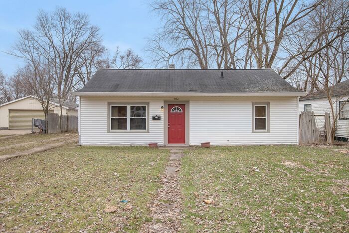 704 Clearview St in Kalamazoo, MI - Building Photo