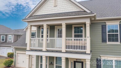 428 Moses Dr in Indian Land, SC - Foto de edificio - Building Photo