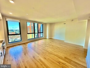 1211 Van St SE in Washington, DC - Building Photo - Building Photo