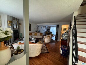 17 Coram Rd in Shelton, CT - Building Photo - Building Photo