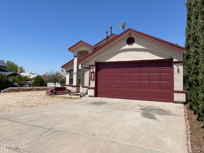 3701 Trina Pl in El Paso, TX - Building Photo - Building Photo