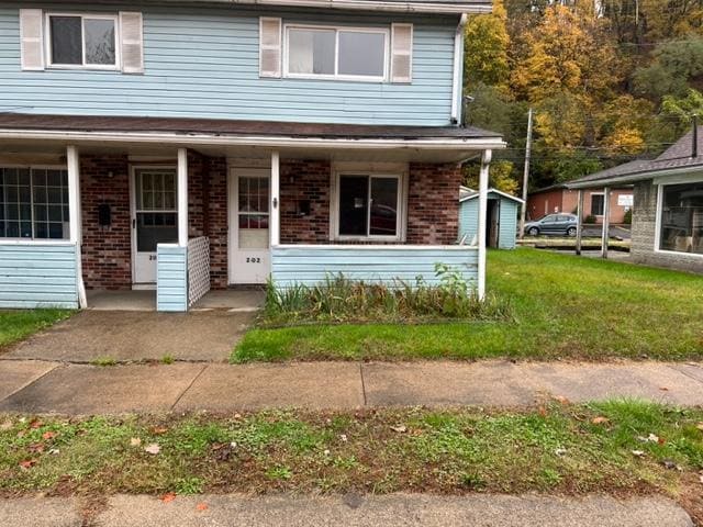 property at 202 3rd Ave