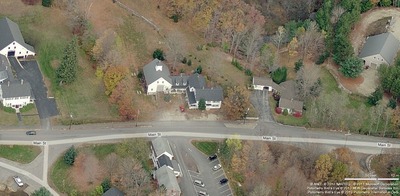 115 Main St in Henniker, NH - Foto de edificio - Building Photo