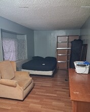 545 SW 130th Ter, Unit Studio/ Efficiency in Davie, FL - Foto de edificio - Building Photo