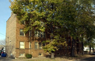 4146 N Spaulding Ave Apartments