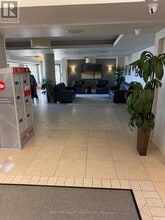 2500 Rutherford Rd in Vaughan, ON - Building Photo - Building Photo