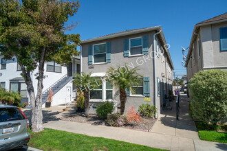 5285 E The Toledo in Long Beach, CA - Building Photo - Building Photo