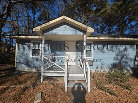 109-111 Carter St in Henderson, NC - Building Photo