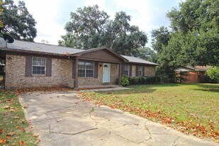 4859 Crowder St in Pace, FL - Building Photo