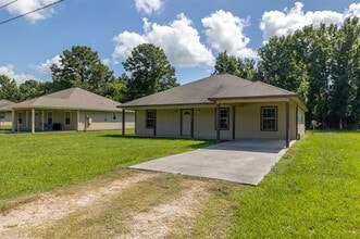 80 County Rd 2269 in Cleveland, TX - Building Photo - Building Photo