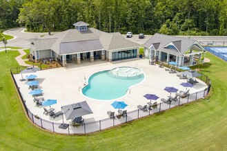 The Palms at Edgewater in Summerville, SC - Building Photo - Building Photo