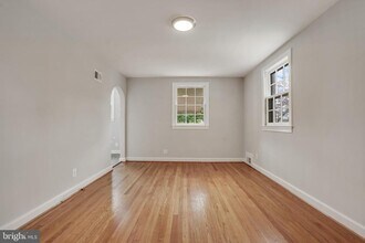1605 W Braddock Rd in Alexandria, VA - Building Photo - Building Photo