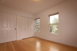 18 Monroe St in Burlington, VT - Building Photo - Building Photo