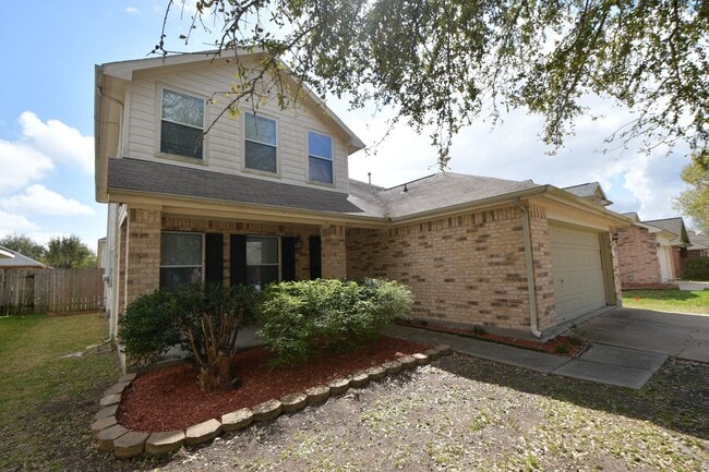 5418 Cinnamon Lake Dr in Baytown, TX - Building Photo - Building Photo