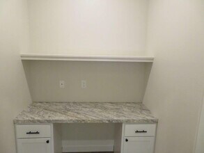 2115 9th St in Lubbock, TX - Foto de edificio - Building Photo