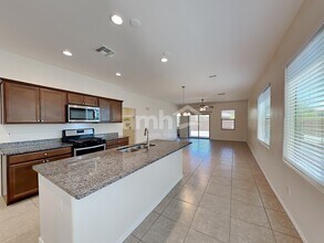 7501 S Via Rancho La Costa in Tucson, AZ - Foto de edificio - Building Photo