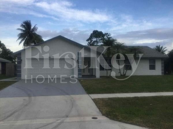 133 Cordoba Cir, Unit 033 in Royal Palm Beach, FL - Building Photo - Building Photo