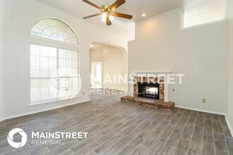 5315 Alta Vista Ln in Arlington, TX - Foto de edificio - Building Photo