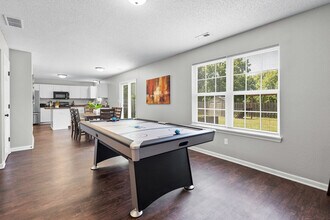 9928 Comb Run Ct in Avon, IN - Building Photo - Building Photo