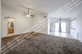 3530 W Sands Dr in Glendale, AZ - Building Photo - Building Photo