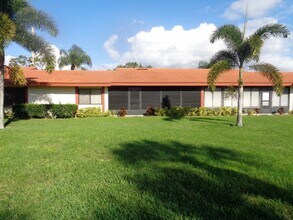 753 Sorrento Inlet in Nokomis, FL - Building Photo - Building Photo