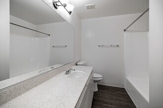 Rancho Del Monte in Anaheim, CA - Building Photo - Interior Photo
