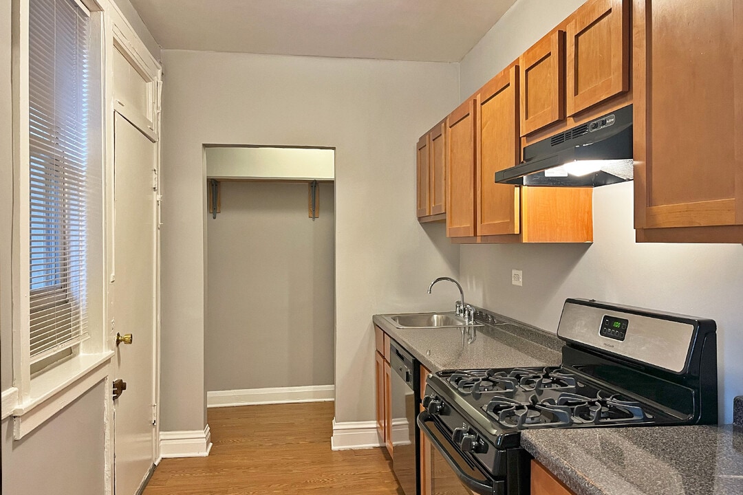638-642 Harrison St. in Oak Park, IL - Building Photo