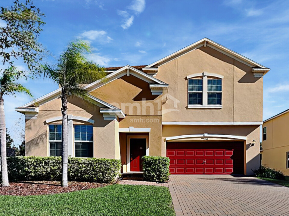 3249 Calvano Dr in Land O Lakes, FL - Building Photo