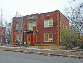 Reedy Apartments in Tulsa, OK - Foto de edificio - Building Photo