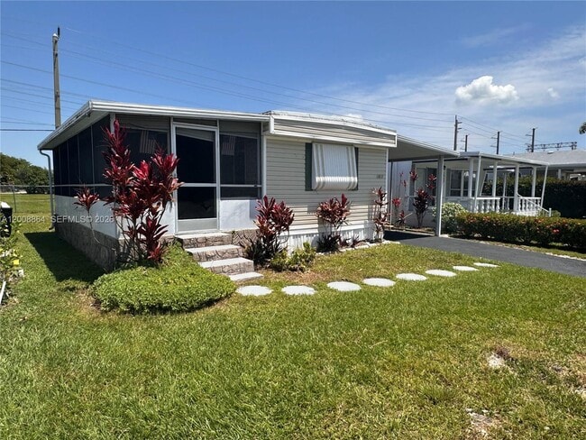 2957 SW 54th St