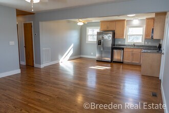 4393 R L Hildebran Dr in Connelly Springs, NC - Building Photo - Building Photo