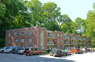 Stoney Creek Apartments in Ridley Park, PA - Building Photo - Building Photo