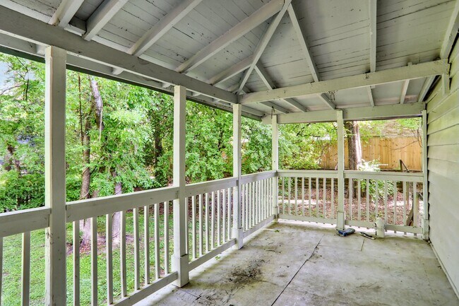 2728 Tallulah Dr NE, Unit A