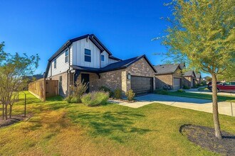 9638 Lily Vis Ln in Richmond, TX - Building Photo - Building Photo