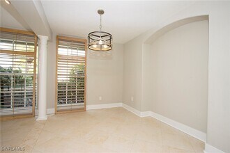 1380 Albatross Rd in Sanibel, FL - Foto de edificio - Building Photo