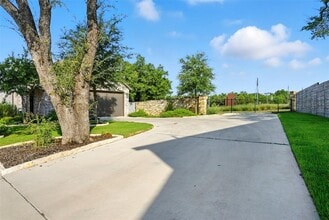 104 Arrowhead Mound Rd in Georgetown, TX - Building Photo - Building Photo