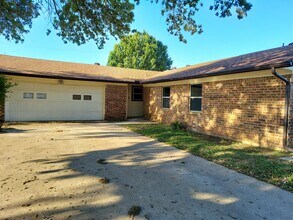 111 Gregory Dr in Heath, TX - Building Photo - Building Photo