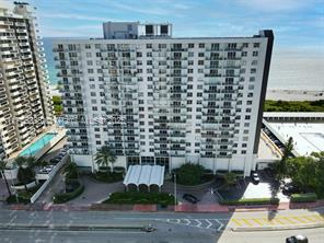 5701 Collins Ave, Unit # 621 in Miami Beach, FL - Building Photo