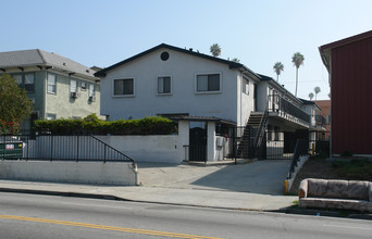 326 S Wilton Pl in Los Angeles, CA - Building Photo - Building Photo