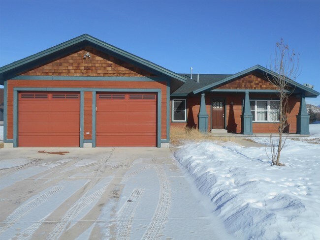 835 Austin Ln in Pinedale, WY - Building Photo - Building Photo