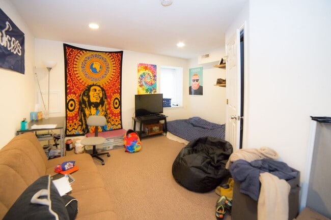 property at 1836 N Bouvier St