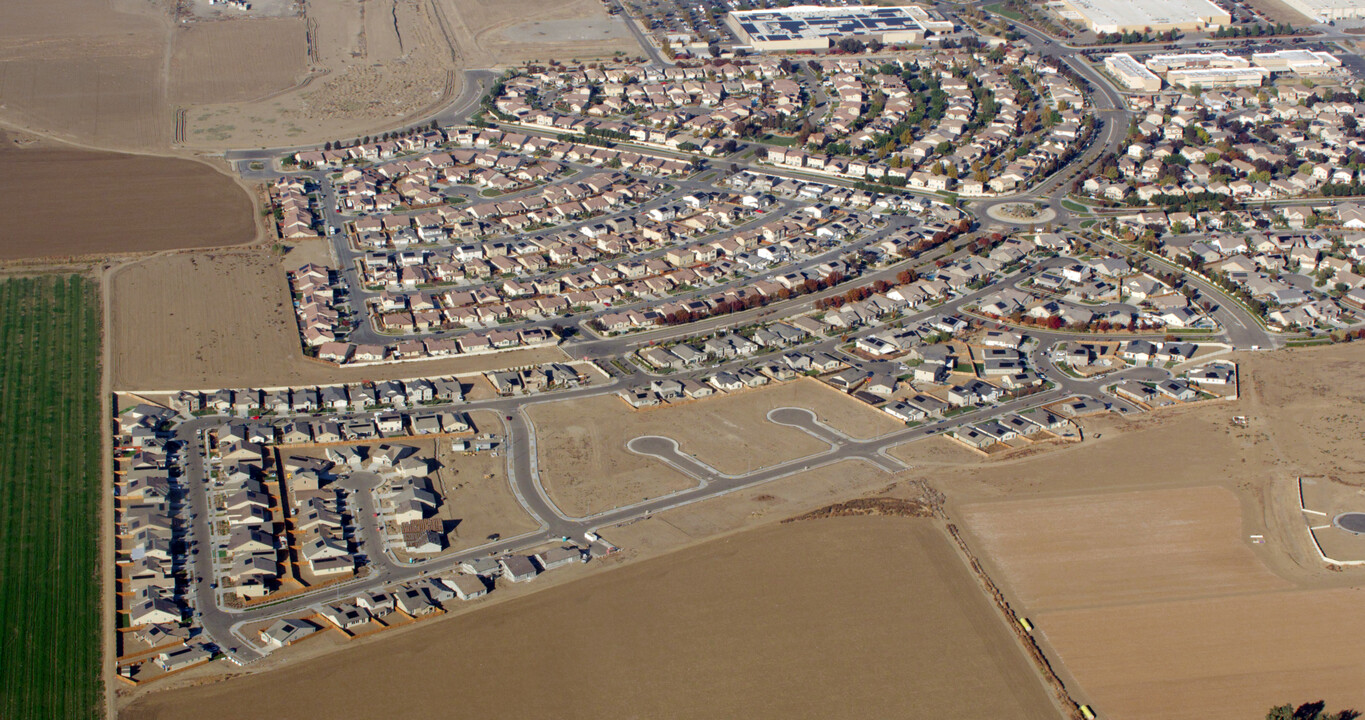 The Pointe at Stonecreek in Los Banos, CA - Building Photo