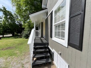 1438 Pennock Ave, Unit A in Nashville, TN - Foto de edificio - Building Photo