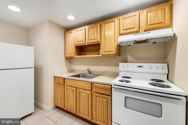 property at 1933 Christian St