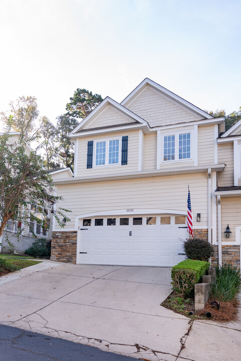 1633 Cross Pointe Way in Tallahassee, FL - Building Photo