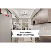 5817 Park St N in St. Petersburg, FL - Building Photo