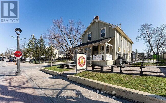 10449 Islington Ave in Vaughan, ON - Building Photo - Building Photo